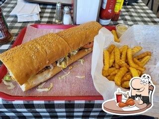 Red Wagon Poboys in Harahan - Restaurant menu and reviews