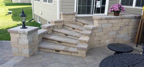 How To Use Stone Pavers To Build Steps | RELS