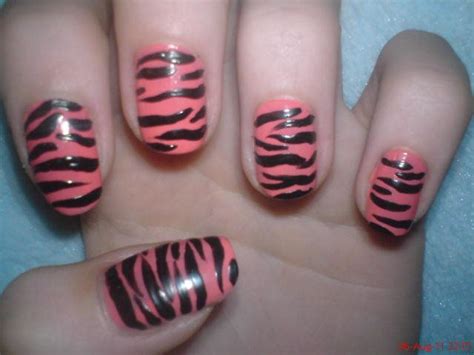 tiger stripe nail art designs for 2015 - Styles 7