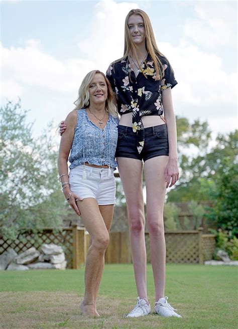 Tallest Woman In The World Alive