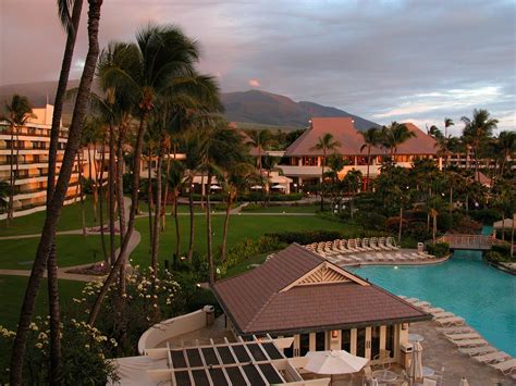 Sheraton Maui Resort & Spa at sunset