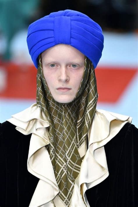 Gucci Made Its Models Wear Turban At Milan Fashion Week And People Are ...