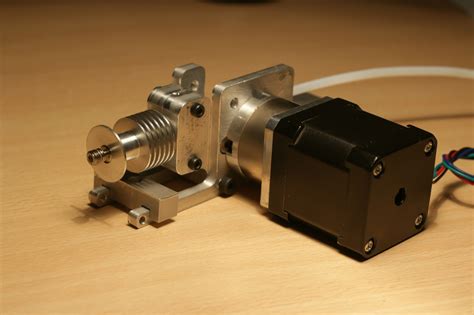 Mare & Gal Electronics » Blog Archive » Full metal extruder for 3D printer