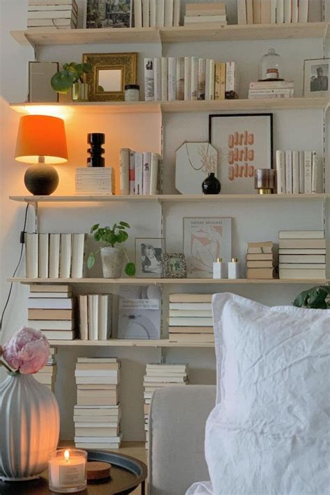 Brilliant home office bookshelves ideas to create a cozy workspace!