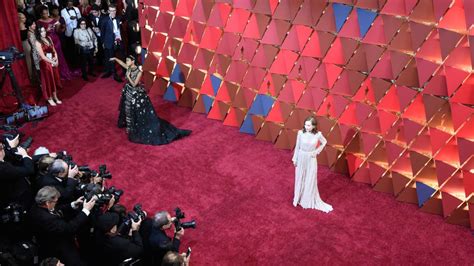 Why Do Awards Shows Have a Red Carpet? | Mental Floss