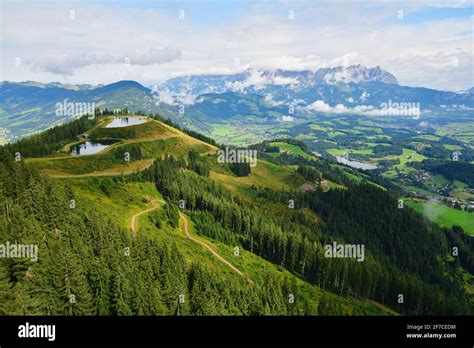 Hahnenkamm hi-res stock photography and images - Alamy