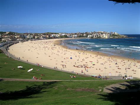 File:Bondi Beach Sydney Australia 7.jpg - Wikimedia Commons