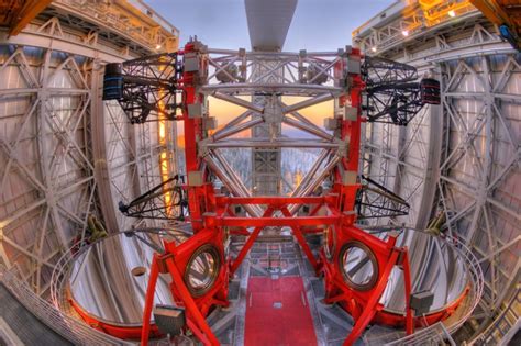 Large Binocular Telescope Achieves First Light - Universe Today