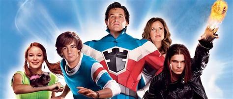 Revisiting 'Sky High,' Disney's Family-Friendly Superhero Film That Was ...