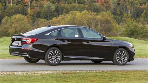 2019 Honda Accord Hybrid Touring Review | PCMag