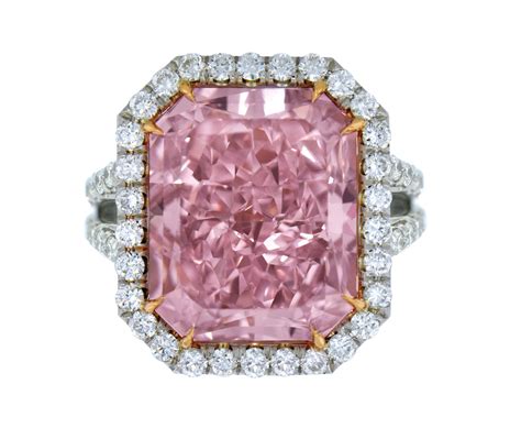 Jewelry News Network: Supersized Fancy Colored Diamond Rings from Jacob ...