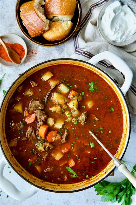 Traditional Hungarian Goulash Soup Recipe (2024)