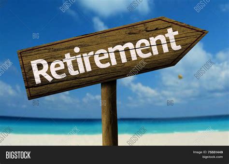 Retirement wooden sign with a beach on background Stock Photo & Stock ...