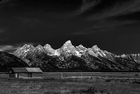 Shooting Black & White Landscapes | Photocrowd Photography Blog