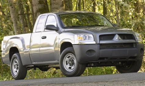 Mitsubishi Raider Pickup Truck: Price and Review - Trucks Brands