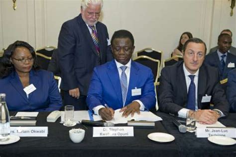 Ghana Cocoa Board signs $1.8 billion loan