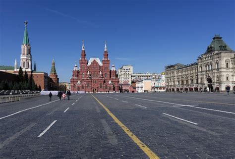 Premium Photo | Moscow kremlin and red square