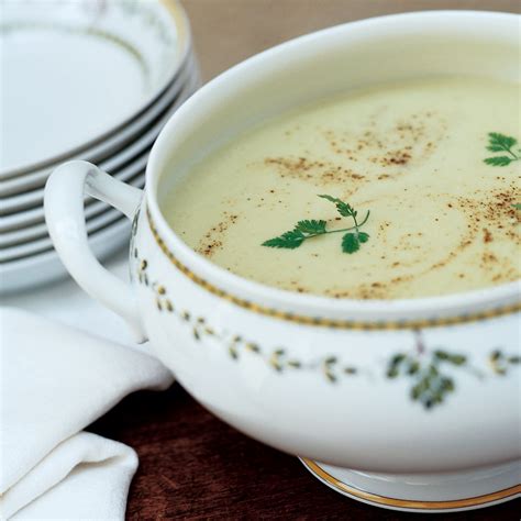 Creamy Leek and Potato Soup Recipe - Murielle Andraud