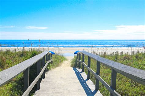 Isle Of Palms South Carolina Beach Stock Photo - Download Image Now ...