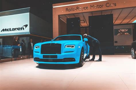 Rolls Royce vs Bentley - Autocurators