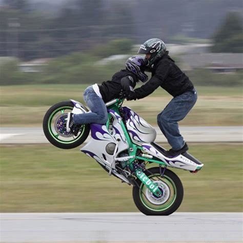 Most Amazing and Dangerous Bike Stunts by Riders ~ RACING STUNTS