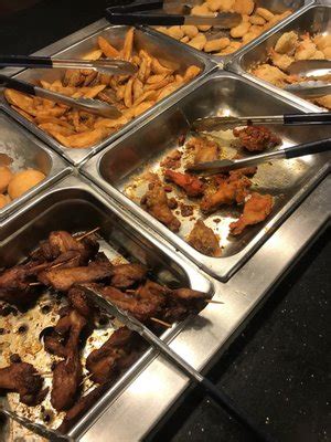 CROWN BUFFET - 45 Photos & 54 Reviews - Buffets - 1350 N Hampton Rd ...