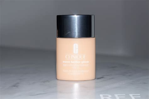 Clinique Even Better Glow Light Reflecting Makeup SPF15 Review