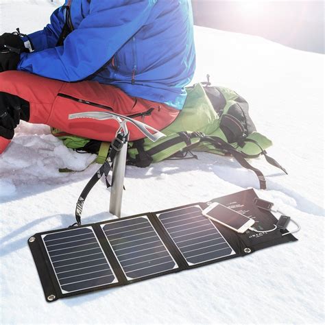 Best Solar Powered Phone Charger 2019: Top 6 Reviewed + Buying Guide