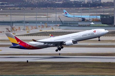 Asiana Airlines To Reduce Fleet And Cut Routes Amid Financial ...