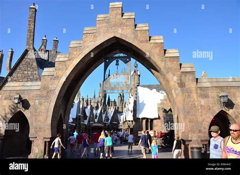 Universal Orlando Resort Harry Potter Logo