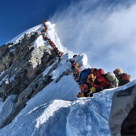 Yes, This Photo from Everest Is Real