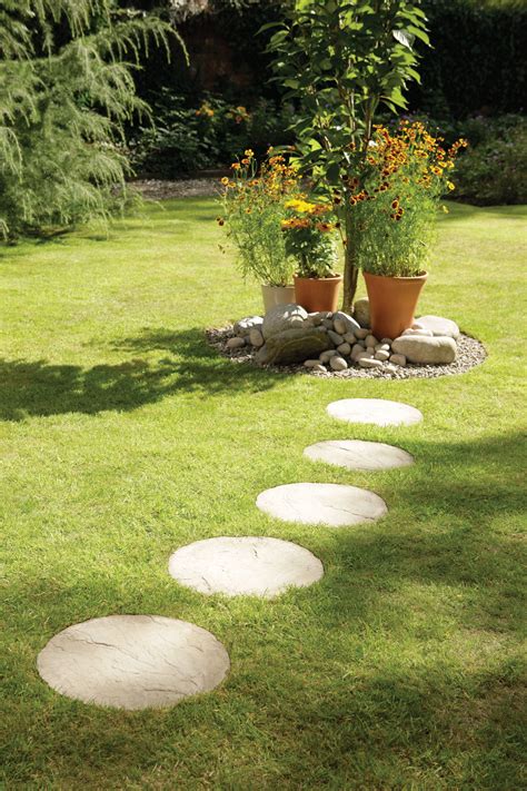 Bradstone Round Stepping Stone – Stepping Stones – Cream Blend ...