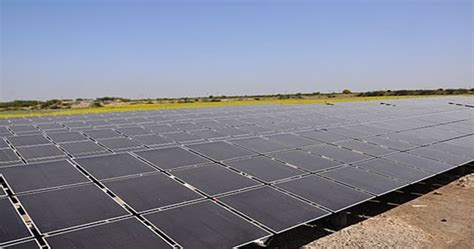 Top 10 Solar Power Plants in India - Solar Panel Manufacturers in India ...