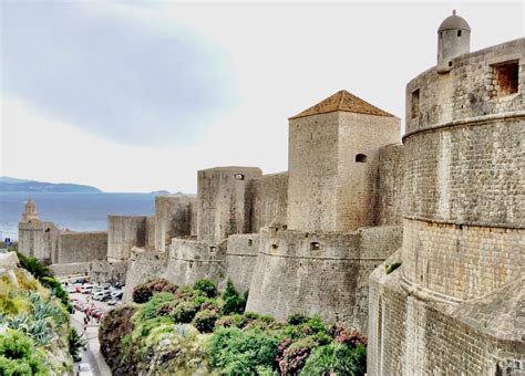 Walking the medieval walls of Dubrovnik | Velvet Escape