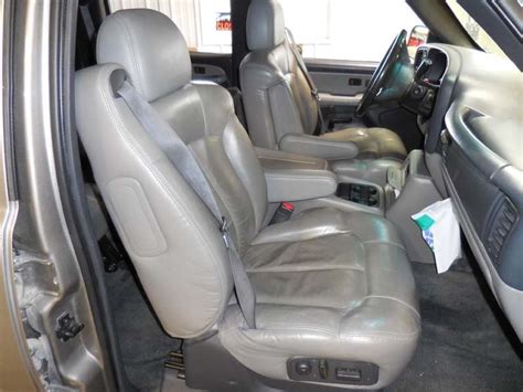 2000 - 2002 Chevy Suburban Bucket Seat Covers - Headwaters Seat Covers