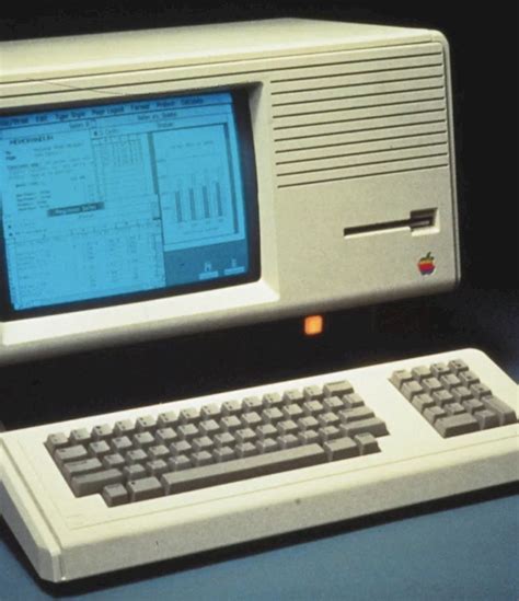 Apple's Historic Lisa Computer was Born 35 Years Ago Today