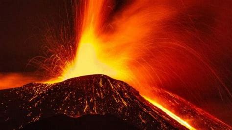 Galapagos Islands Volcanoes - A Complete Guide For Visitors