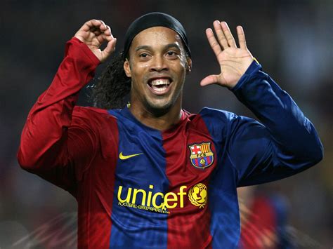 Ronaldinho wallpaper | 1600x1200 | #64738