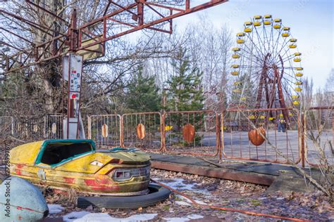 Abandoned amusement park in Pripyat, in Chernobyl Exclusion Zone ...