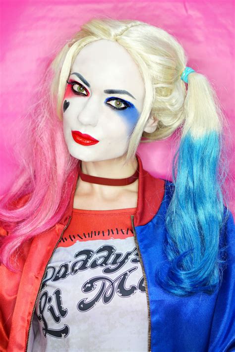 Harley Quinn Makeup Tutorial | Step-by-Step Suicide Squad Makeup