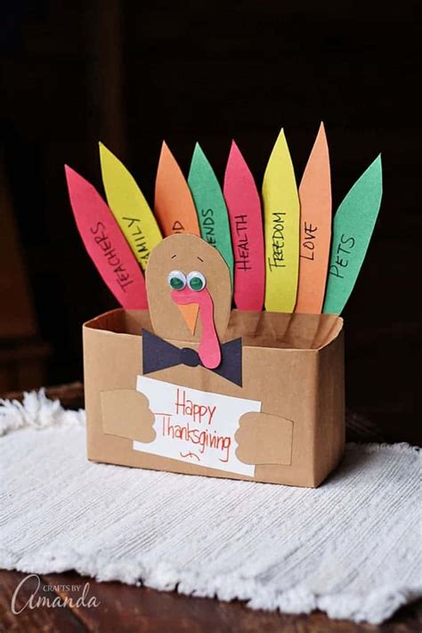 25 Thanksgiving Craft Ideas for Kids and Adults