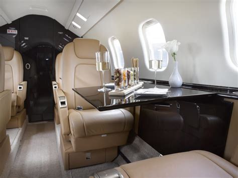 Learjet 60 | Mid-Size Private Jet | Privaira Private Aviation