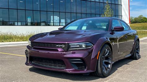 Dodge Charger SRT Hellcat Widebody Looks and Sounds Spectacular