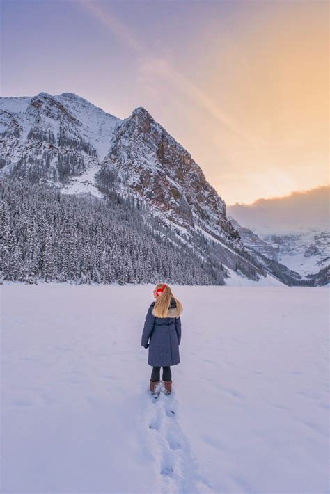 12 Amazing Things to Do in Lake Louise in The Winter - The Banff Blog