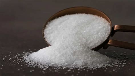 What Is Iodized Salt, Exactly? Benefits And Uses