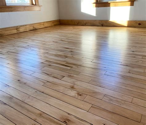 Old Maple Hardwood Flooring – Flooring Guide by Cinvex