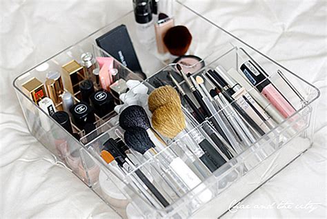 More Makeup Organizer Ideas for a Tidy Display of Beauty Products