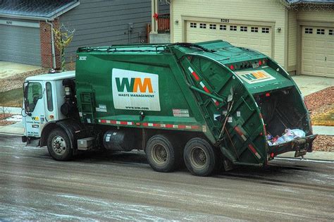 Waste Management Trash Truck | Garbage truck, Trucks, Trash