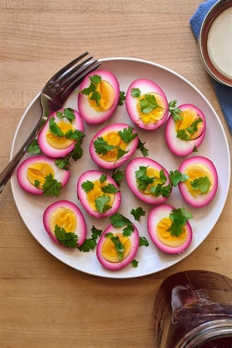 Beet Pickled Eggs - walktoeat