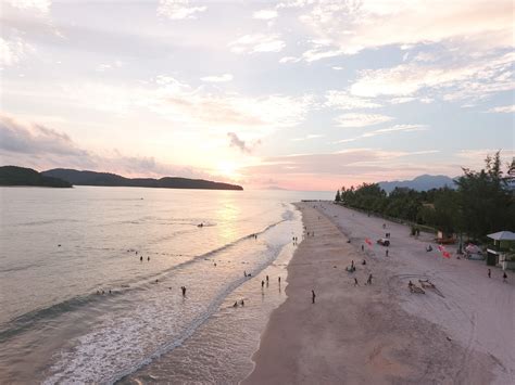 Pantai Cenang | The Smith House, Langkawi